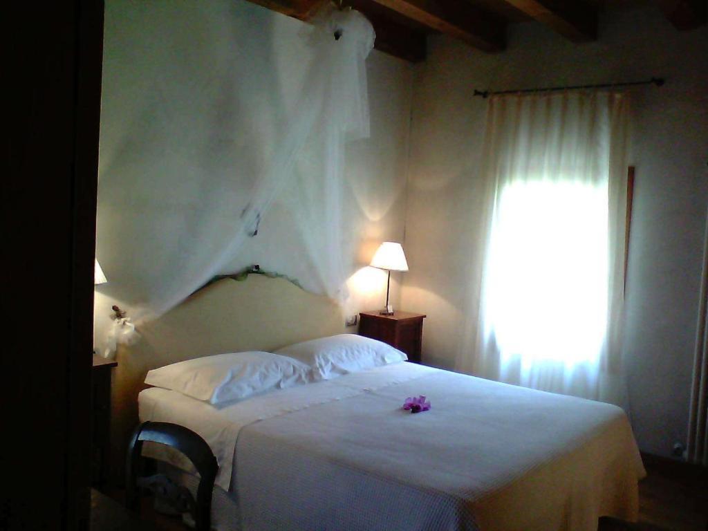 Il Rifugio Del Poeta Guest House San Biagio di Callalta Стая снимка
