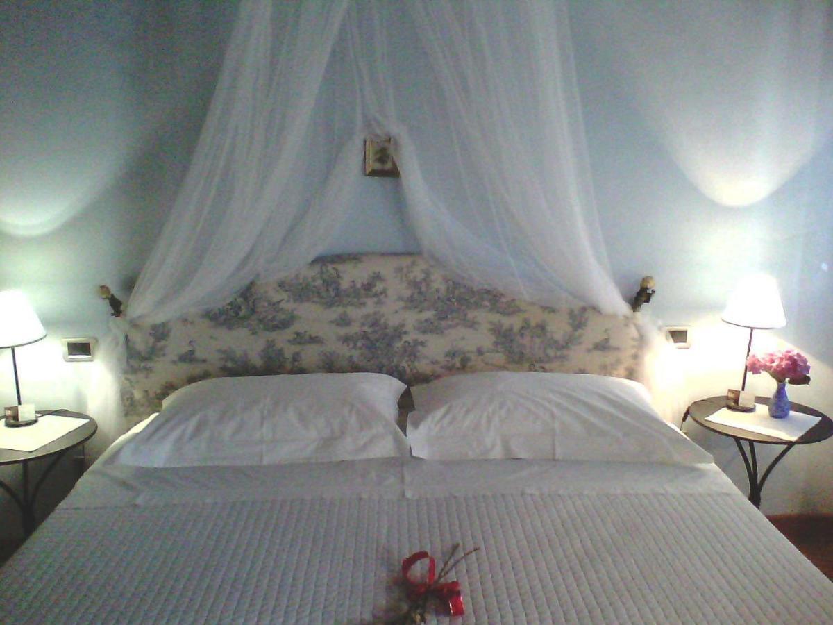 Il Rifugio Del Poeta Guest House San Biagio di Callalta Стая снимка
